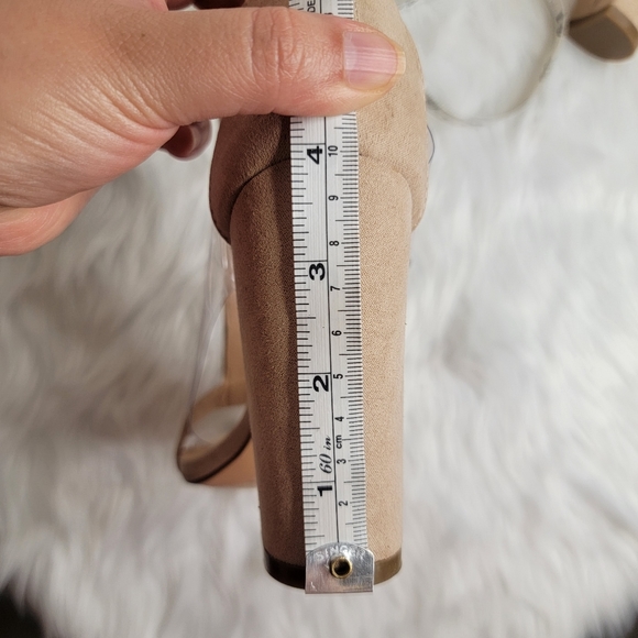 Nude suede heels chunky heel open toe. - Picture 8 of 10